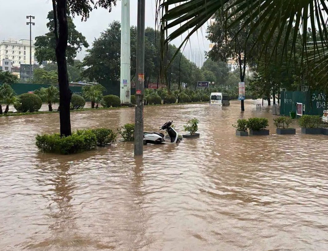 Từ dự án cá nhân đến hạ tầng đô thị: AI cảnh báo ngập lụt thời gian thực