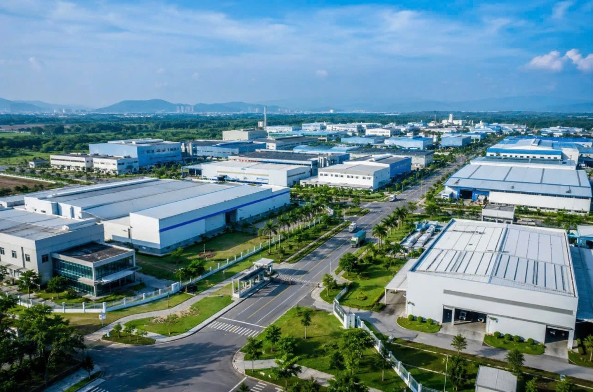 Hạ tầng giao thông khu vực và cuộc tái định vị bất động sản công nghiệp