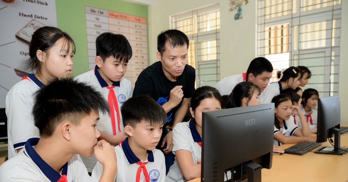 Giáo dục kỹ năng an toàn số: từ trường học hạnh phúc đến công dân số