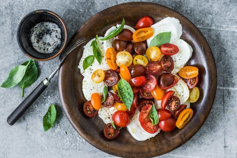 Cách chọn quả hồng, chanh leo và cà chua socola tốt cho sức khỏe