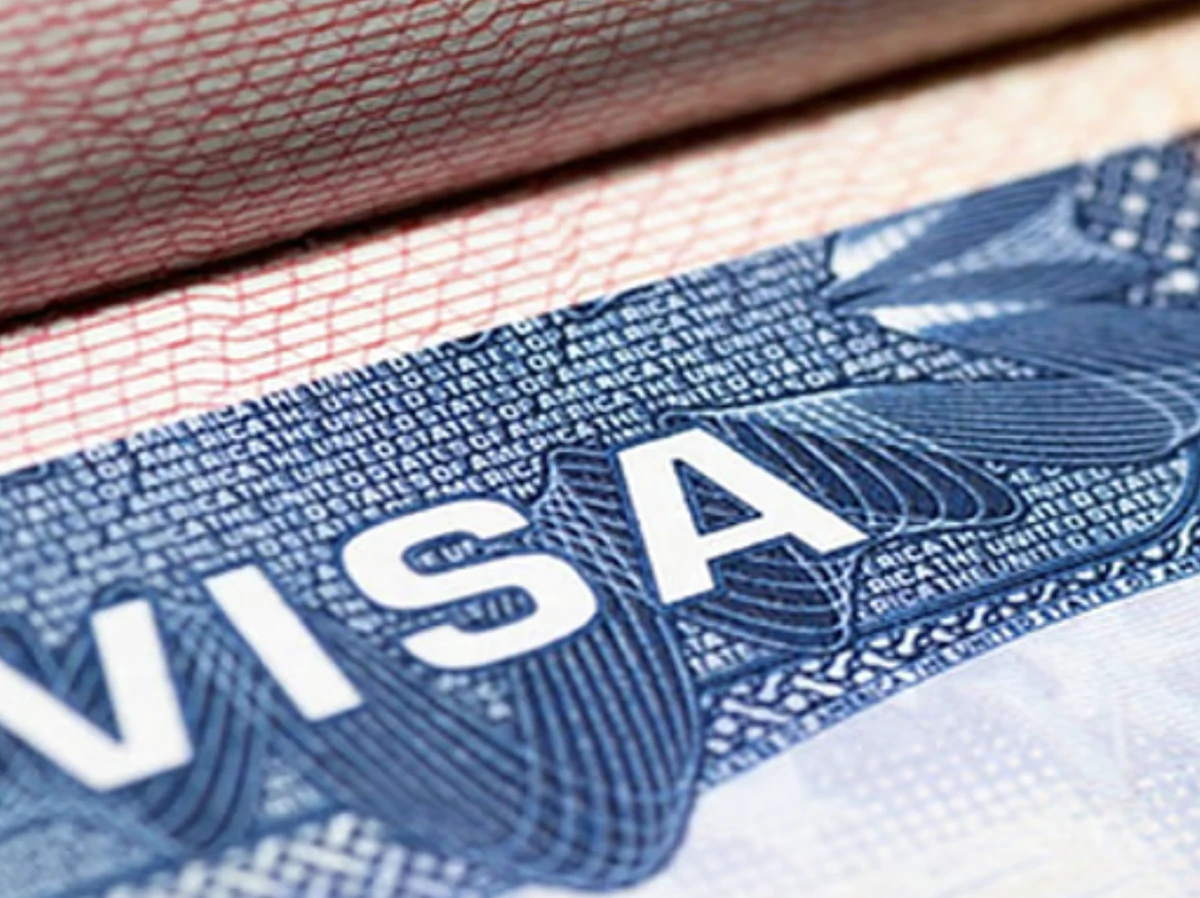 Thẩm phán Mỹ tạm hoãn quy định siết visa: Ý nghĩa và rủi ro tiếp theo