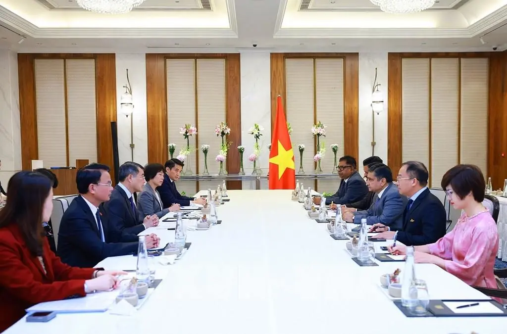 GMR và ACME nhắm vào hạ tầng hàng không, năng lượng xanh Việt Nam