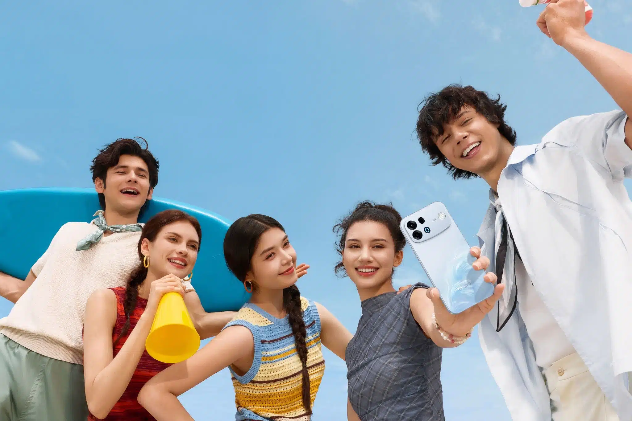 Bateri Jumbo dan Kamera Ultra Lebar: Telefon Pertengahan Mengalahkan Flagship