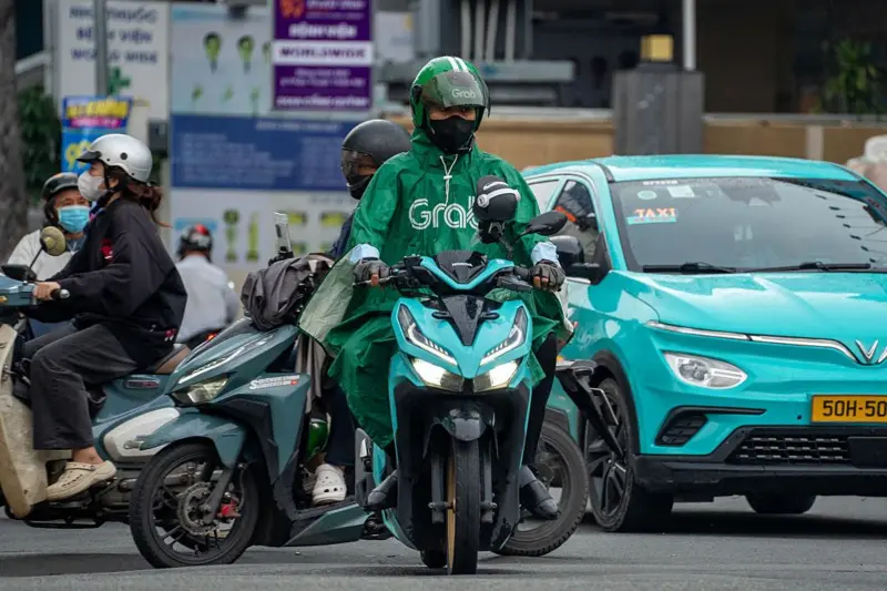 Tài xế Grab tắt app vì chiết khấu: Thế kẹt ba bên chưa có lối ra