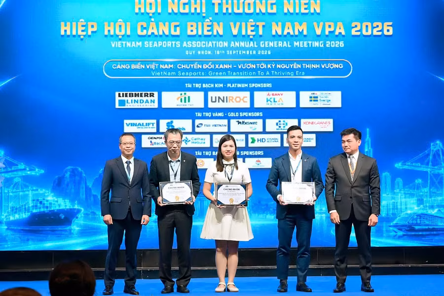 Cảng biển xanh: lợi thế cạnh tranh mới của logistics Việt Nam