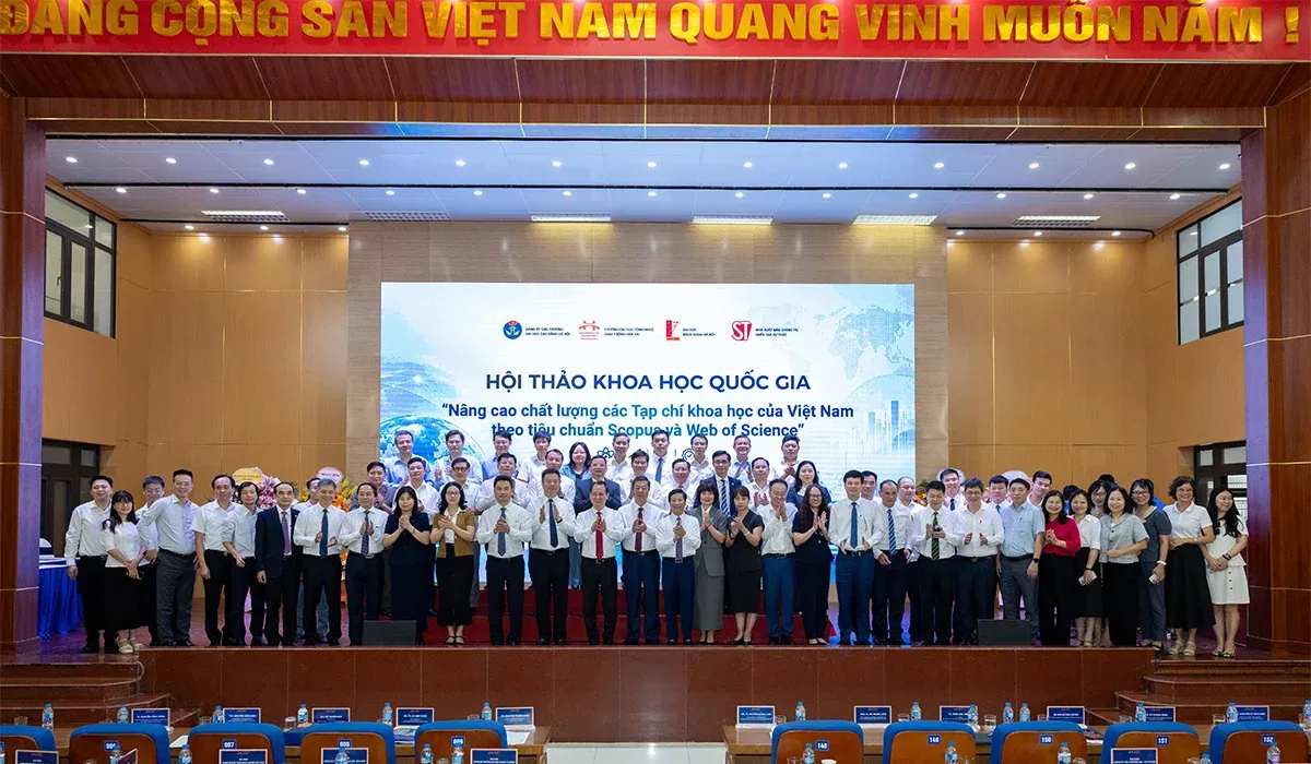 Nâng cấp tạp chí khoa học: xây hệ sinh thái, đừng chỉ “đổ tiền”