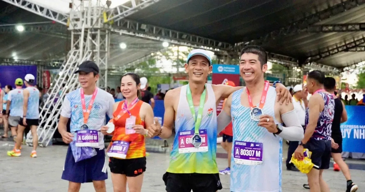8.000 vận động viên chinh phục cung đường ven biển Quy Nhơn