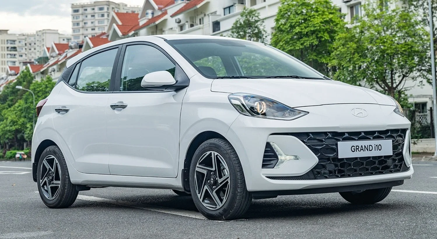 Xe đô thị hạng A lao dốc: i10, Wigo hụt hơi trước SUV hạng B