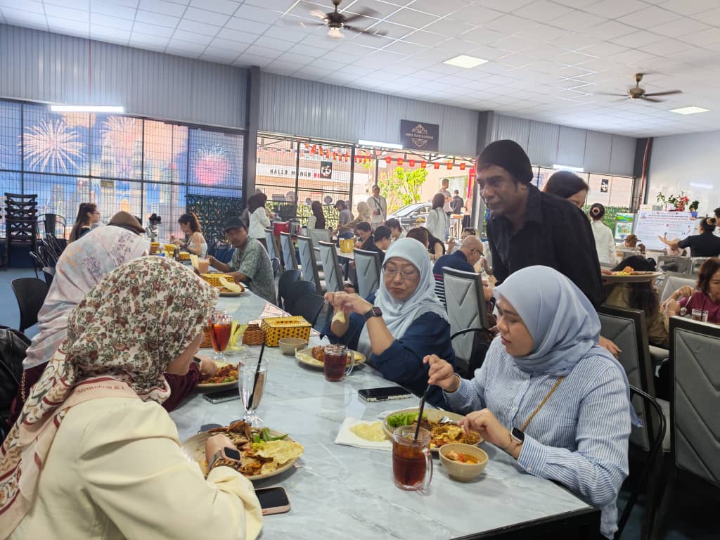 Dari Gerai Jalanan ke Panggung Dunia: Kuasa Baharu Rasa Asia
