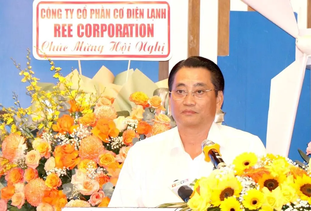 Vĩnh Long xây trung tâm xuất khẩu năng lượng tái tạo: cuộc chơi điện xanh gắn cảng biển và thị trường khu vực