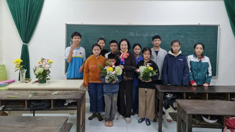15 năm chắp cánh ước mơ bằng học bổng toàn phần