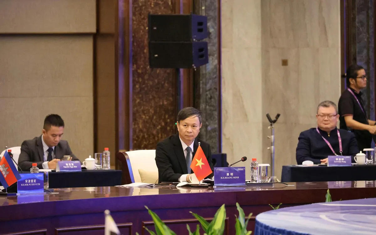 Ba trụ cột hợp tác AI của Việt Nam với Trung Quốc và ASEAN