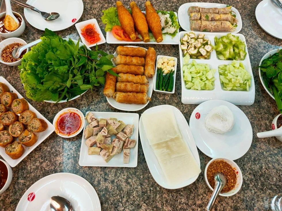 Từ gánh hàng rong đến đế chế: ẩm thực Việt toàn cầu