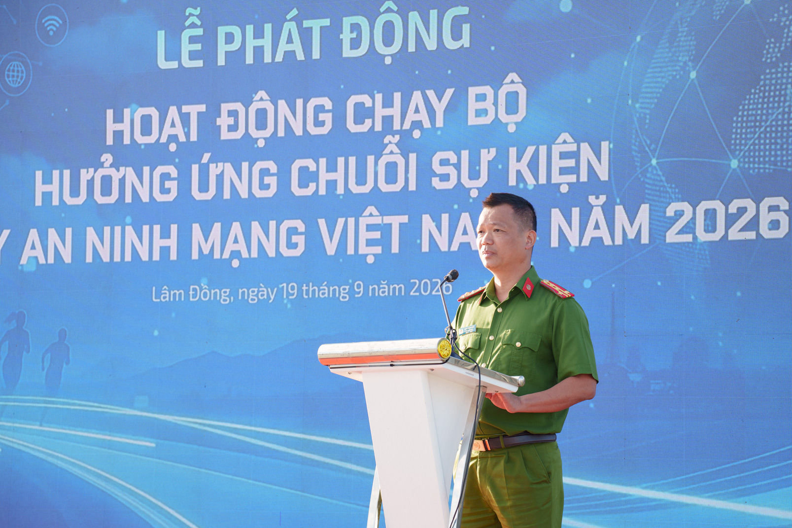 Những sự kiện chạy bộ cộng đồng đang thay đổi cách chúng ta nhìn nhận sức khỏe tim mạch
