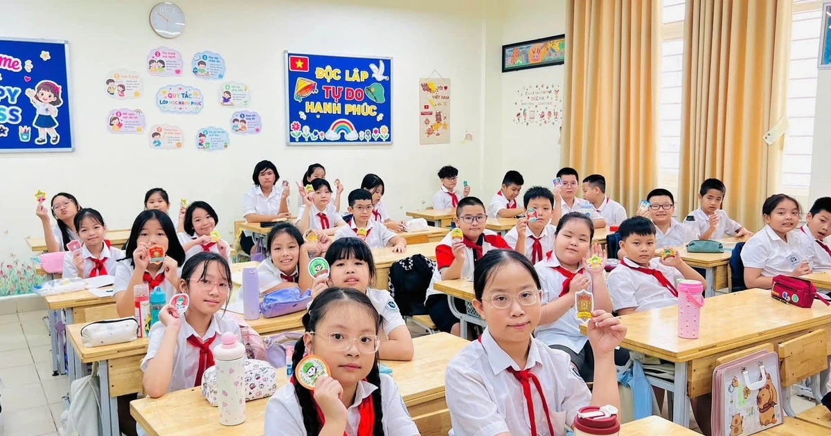Số hóa bữa ăn học đường và cuộc “lật vai” của phụ huynh
