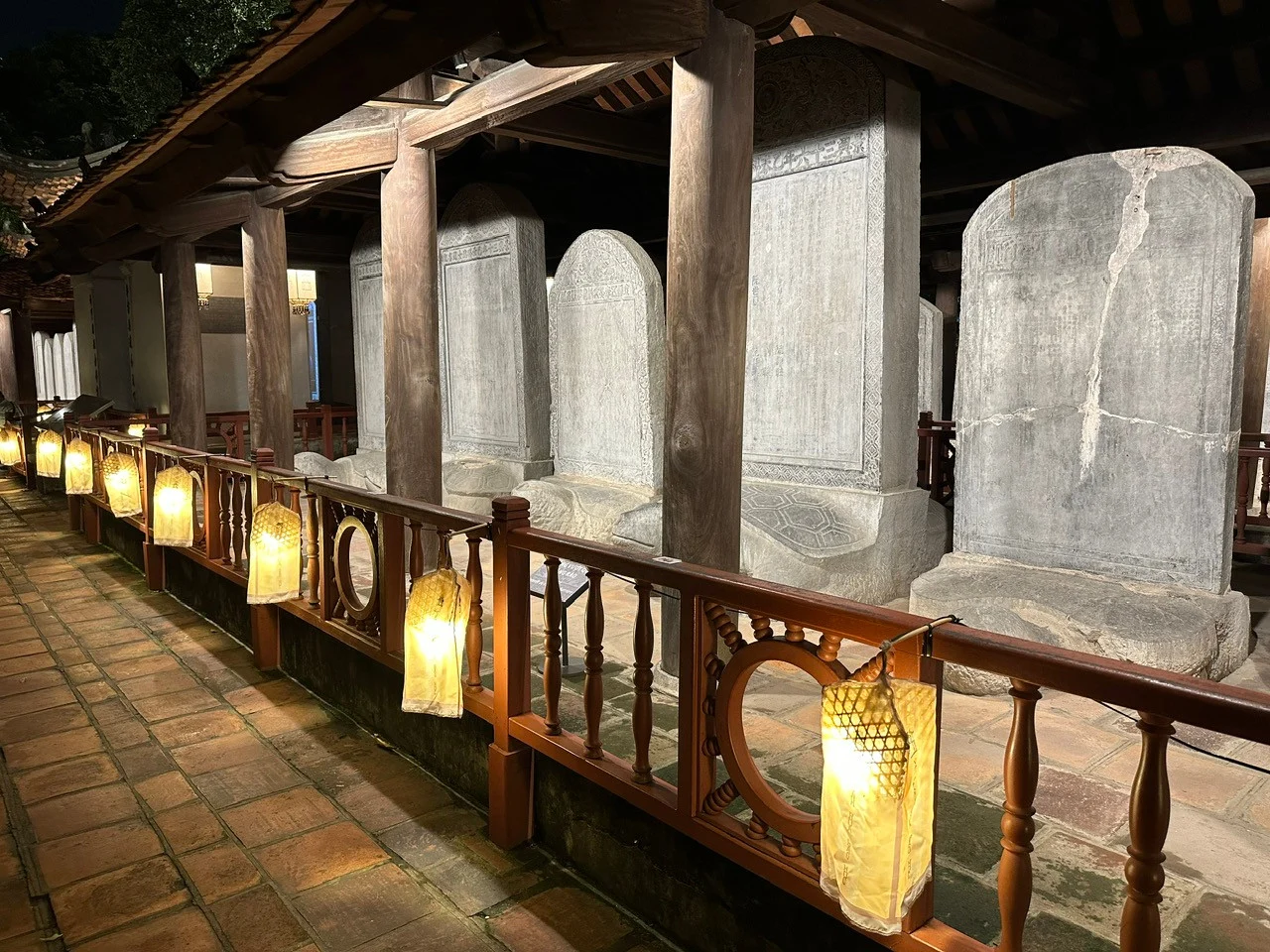 Phim 3D Mapping “Vun đắp hiền tài”: lịch sử trở thành trải nghiệm sống