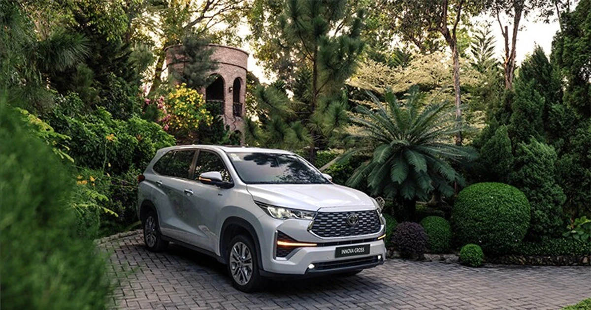 Toyota Innova Cross thế hệ mới: từ MPV truyền thống tới SUV lai hiện đại