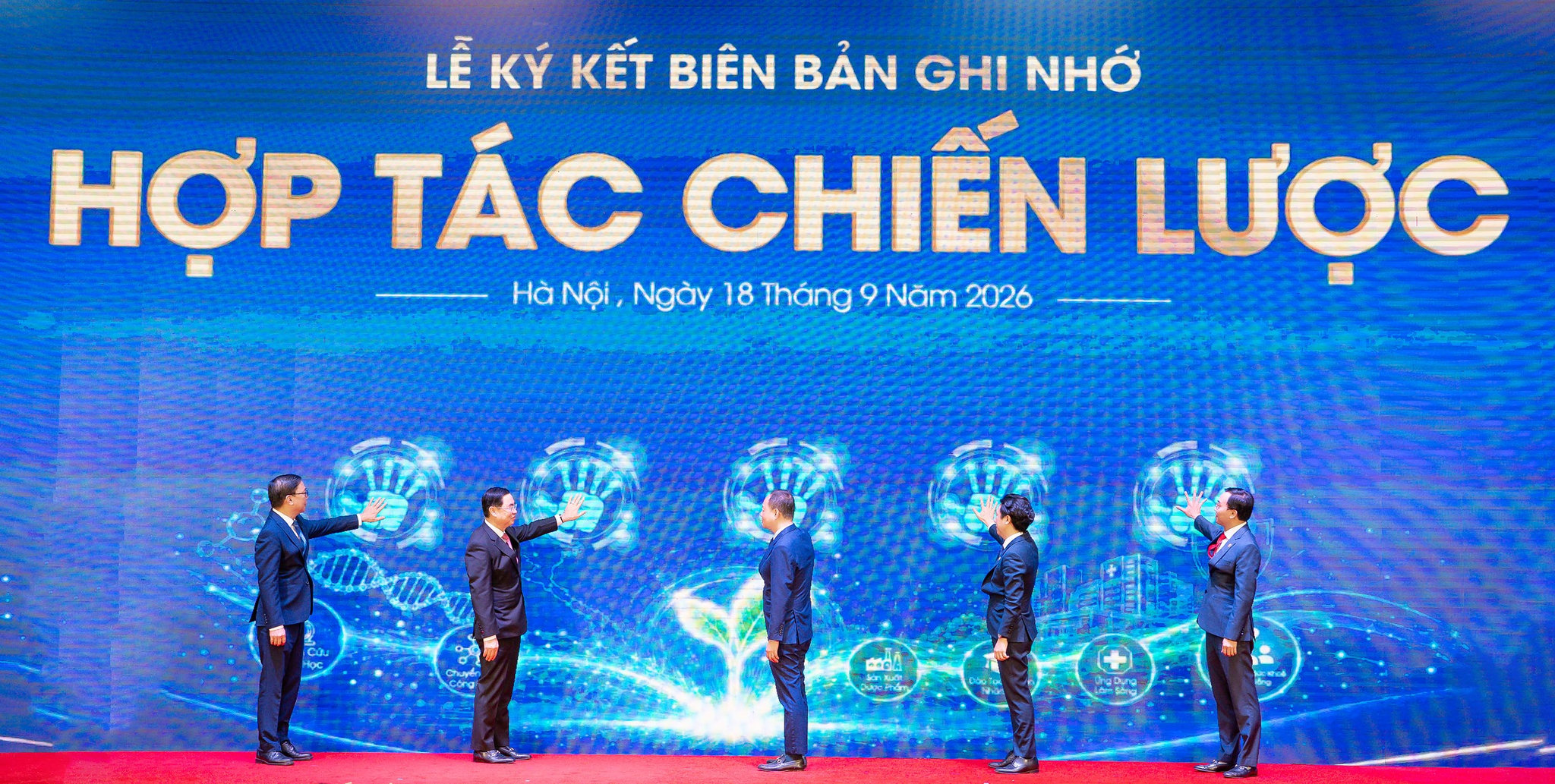 Viện Hàn lâm Việt Nam mở rộng hợp tác khoa học y dược