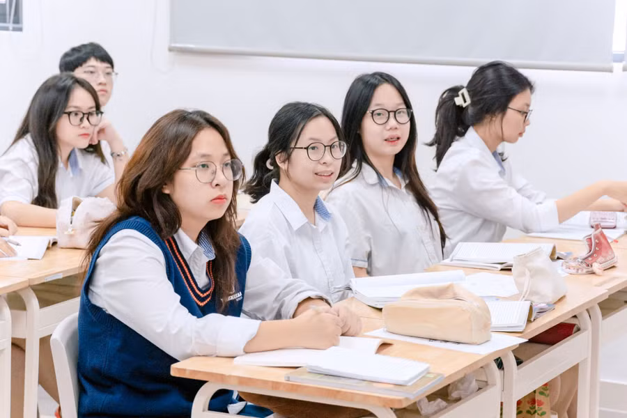 “Dạy thật, học thật, thi thật”: kỷ cương mới và áp lực đổi thay
