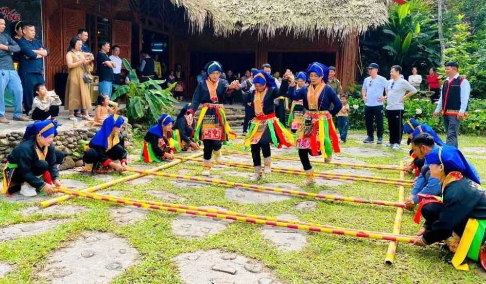 Quảng Ninh rời du lịch đại trà, chọn cuộc chơi chất lượng cao