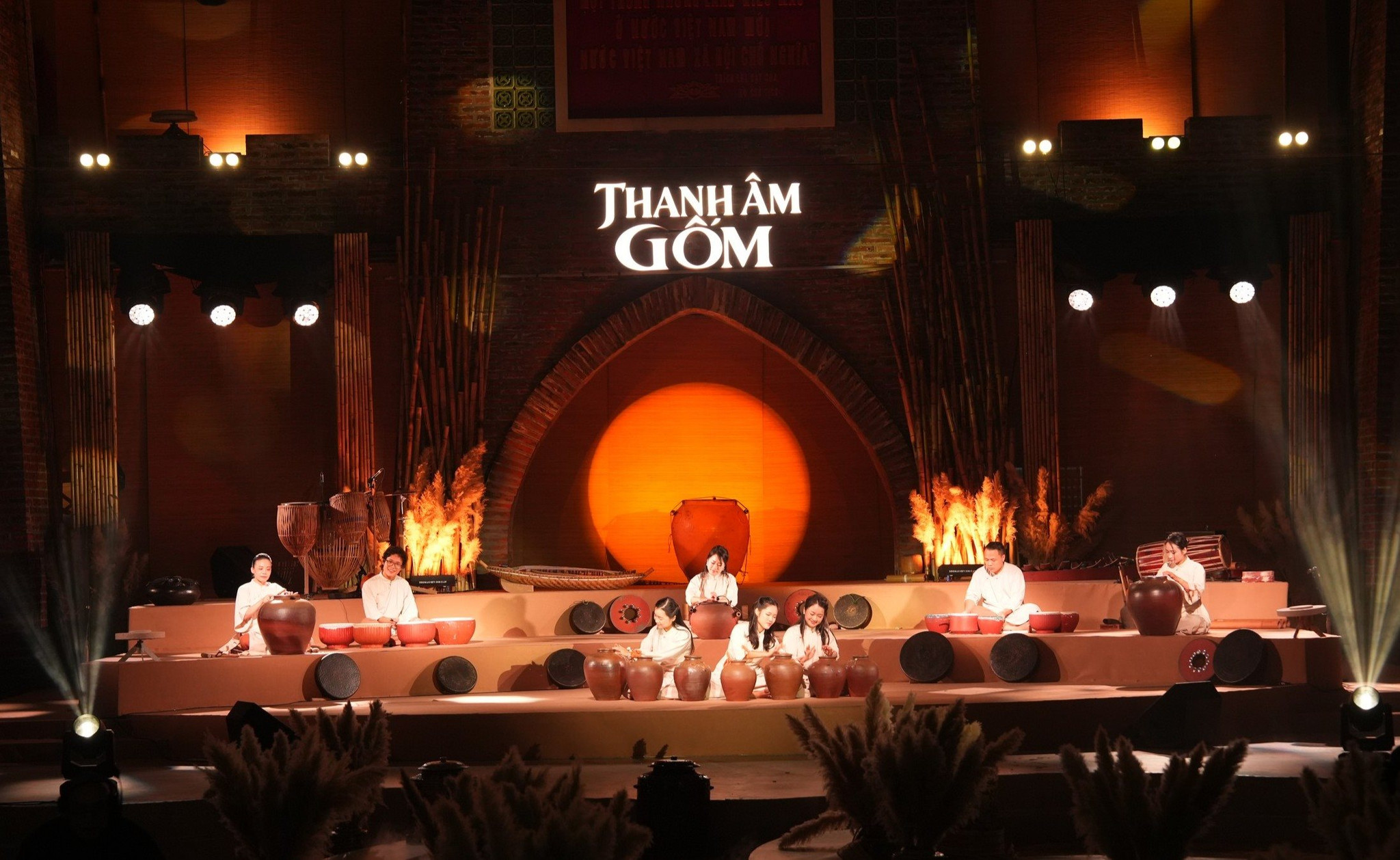 Âm thanh gốm: Nghệ thuật đương đại đánh thức Bát Tràng