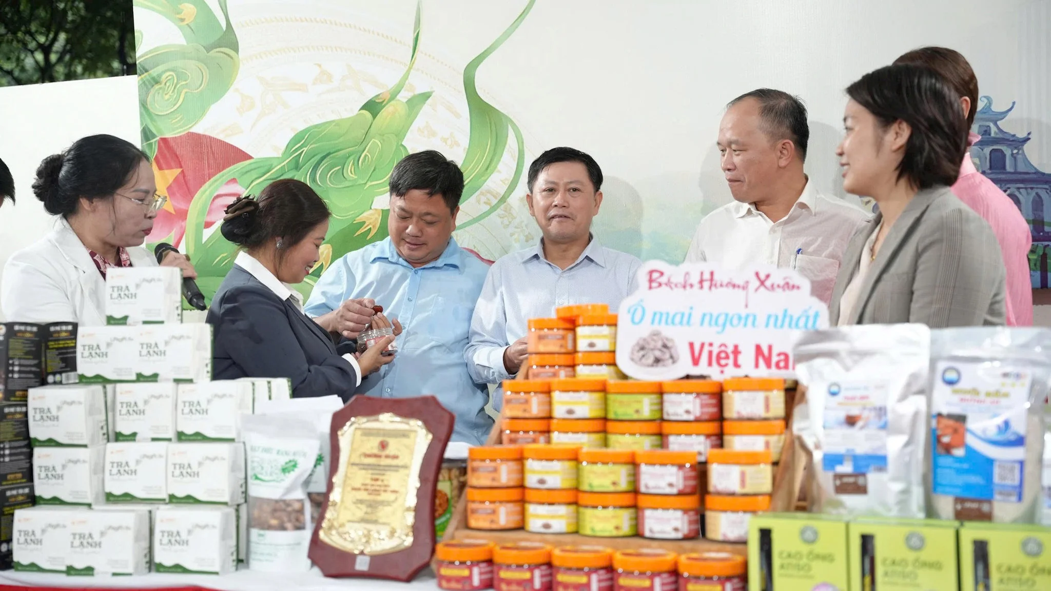 Từ đặc sản làng quê đến thương hiệu OCOP 4 sao