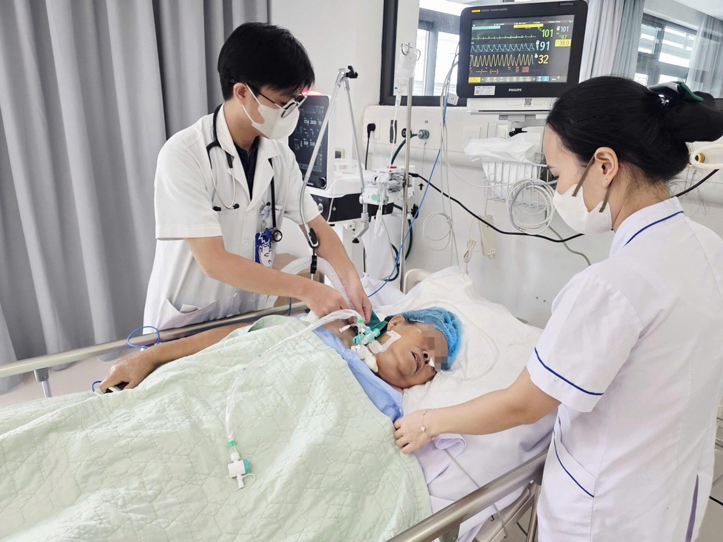 Vết xước nhỏ có thể gây uốn ván: Cơ chế độc tố và cảnh báo sớm