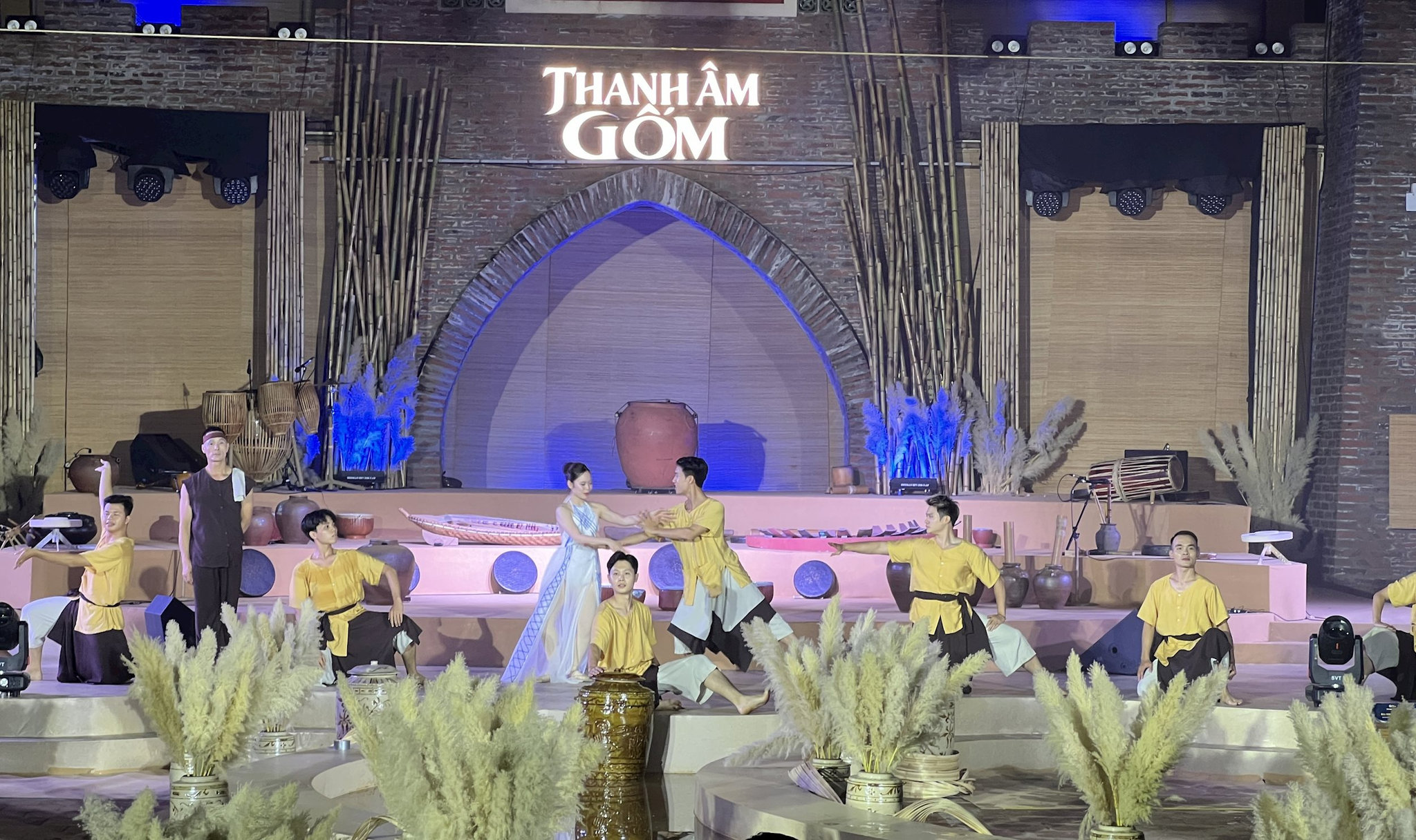 Âm thanh gốm: Nghệ thuật đương đại đánh thức Bát Tràng