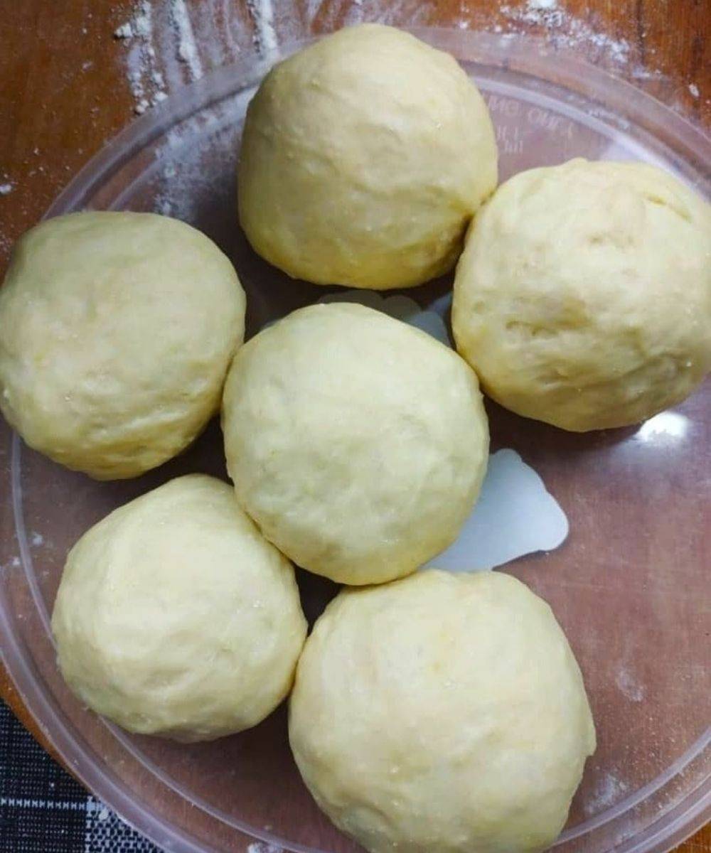 Pizza Roti Arab Ekspres Tanpa Oven: 10 Minit Siap