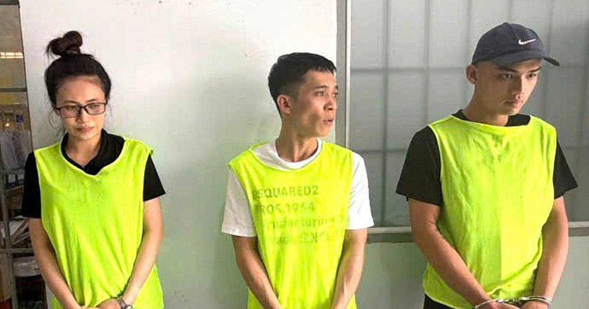 Ứng dụng ngân hàng giả: Màn hình chuyển khoản ảo và cái giá thật