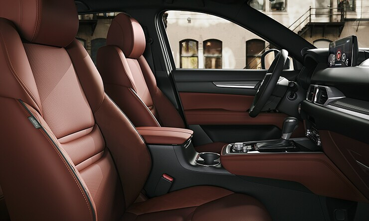 Mazda CX-8 Signature AWD: lựa chọn SUV 7 chỗ cho gia đình