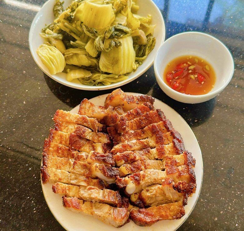 Biến nồi canh chua thành món chủ đạo của bữa cuối tuần