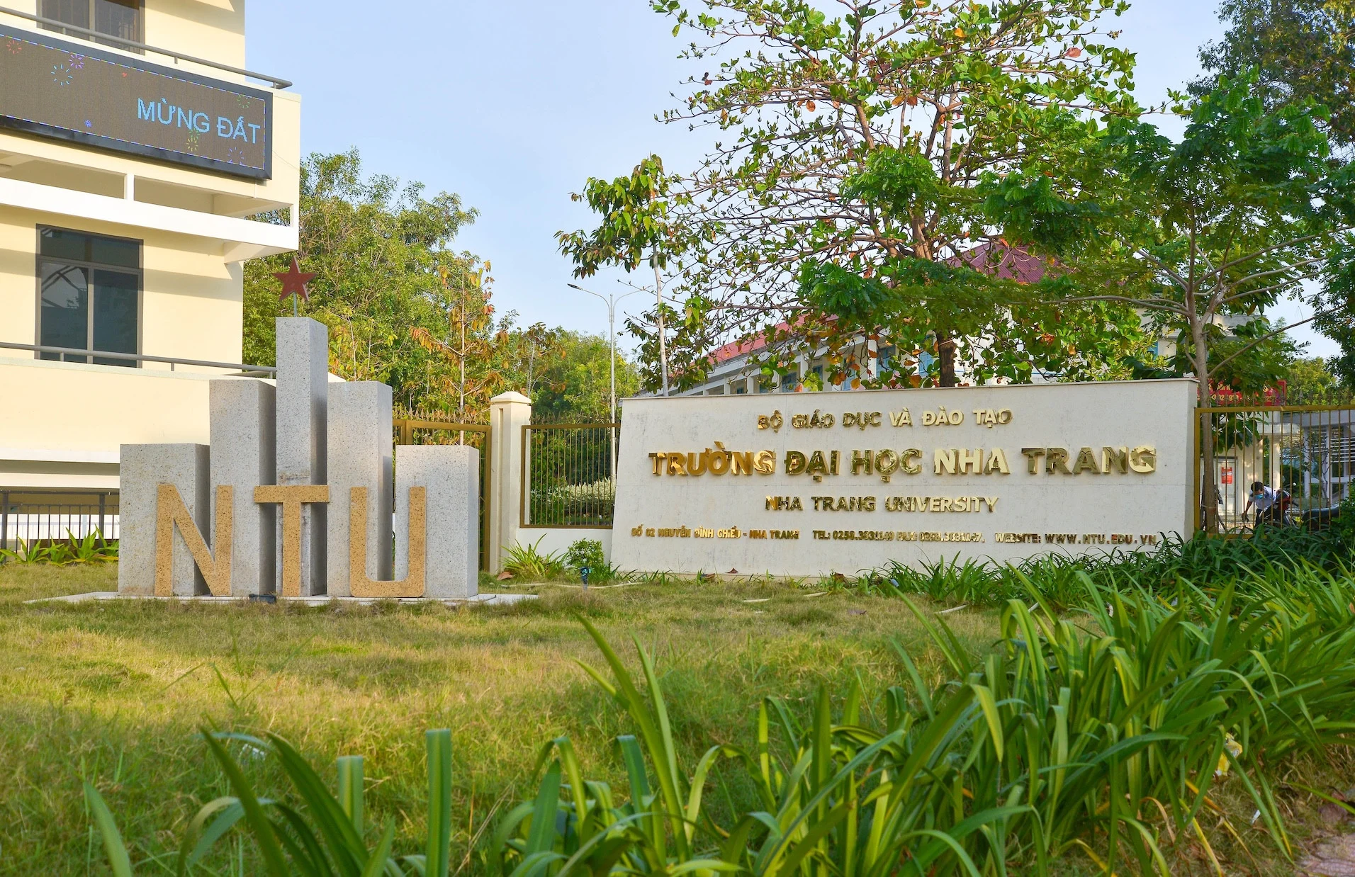 Khi nào trường học nên đóng cửa vì mưa lũ?