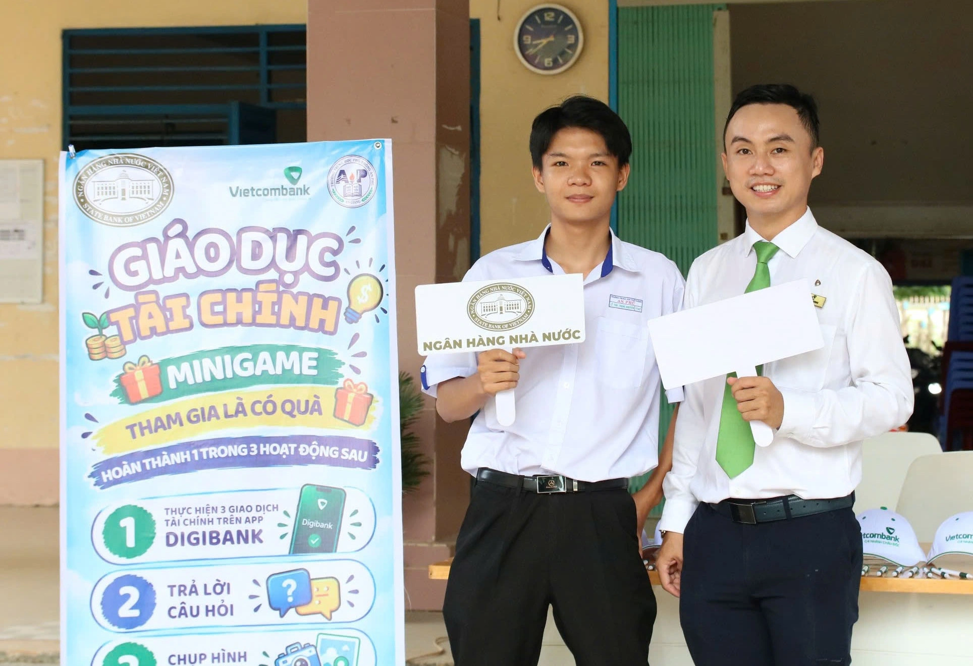 Đưa giáo dục tài chính vào trường học để bảo vệ tài khoản học sinh