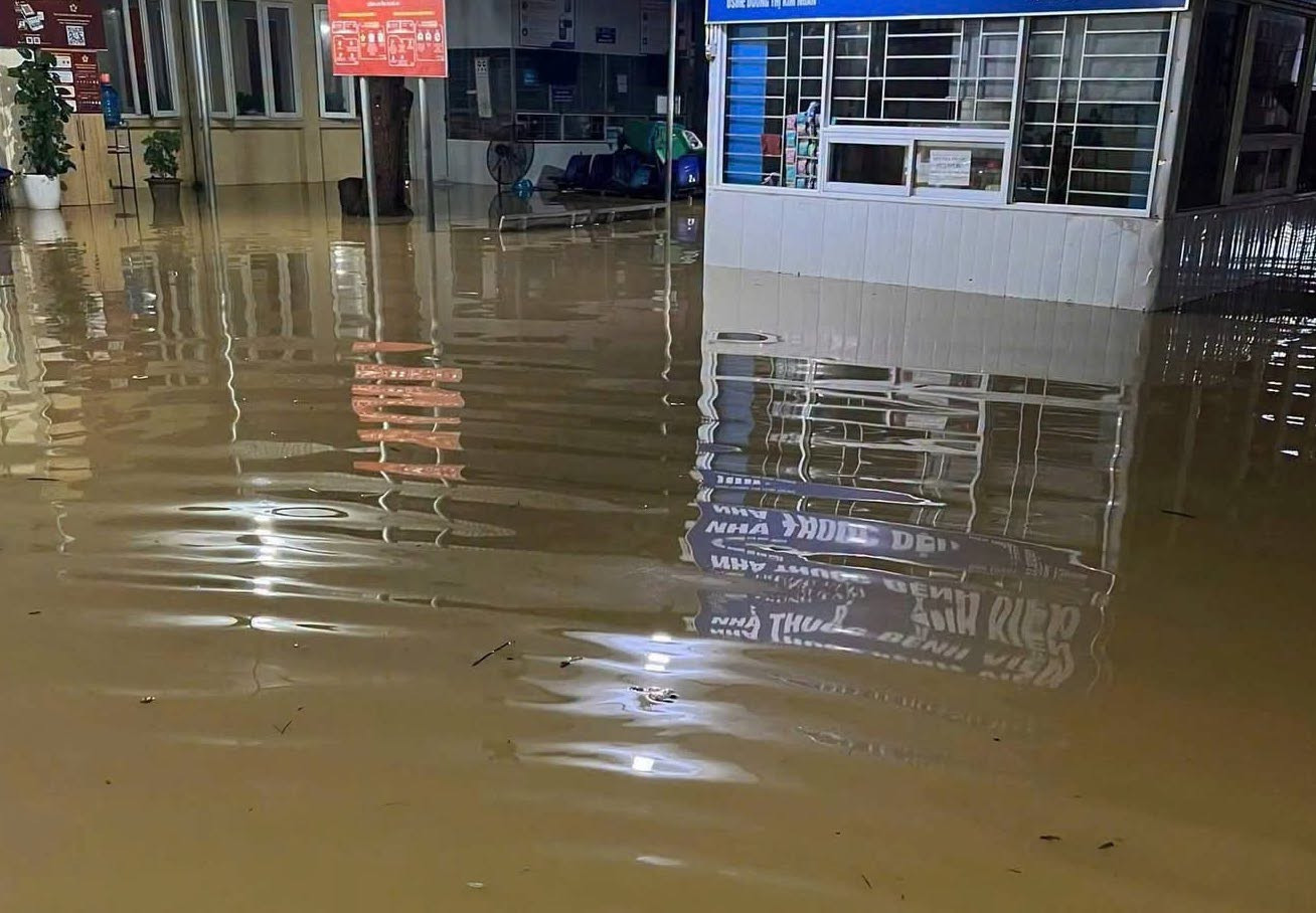 7 bệnh truyền nhiễm nguy hiểm sau mưa lũ và cách tự bảo vệ gia đình