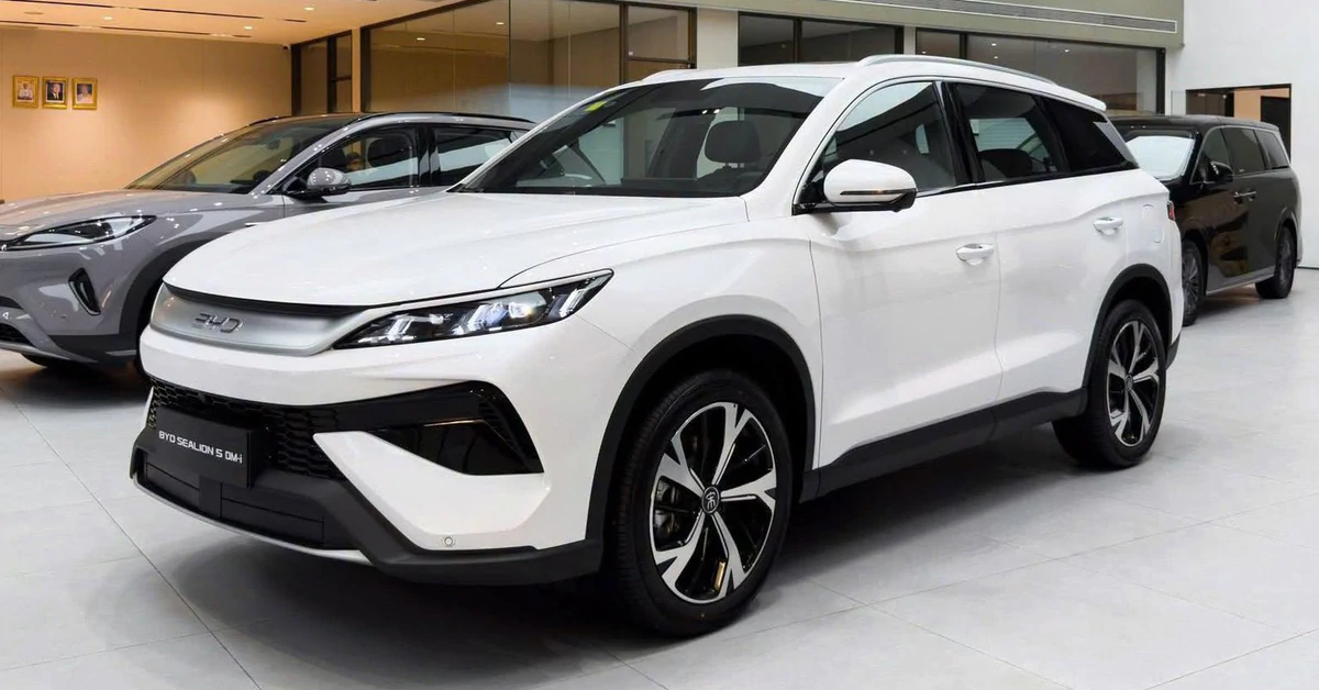 BYD Sealion 5: SUV hybrid cắm sạc phá giá phân khúc C-SUV