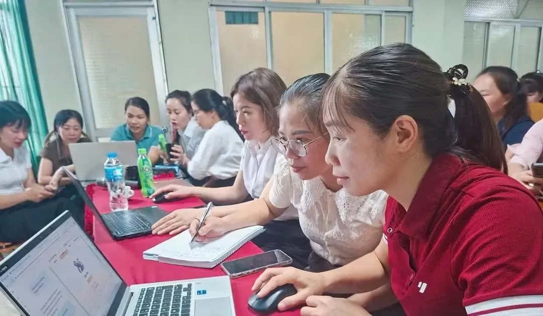 Từ làm quen đến làm chủ: AI đang đổi nghề thầy cô như thế nào?