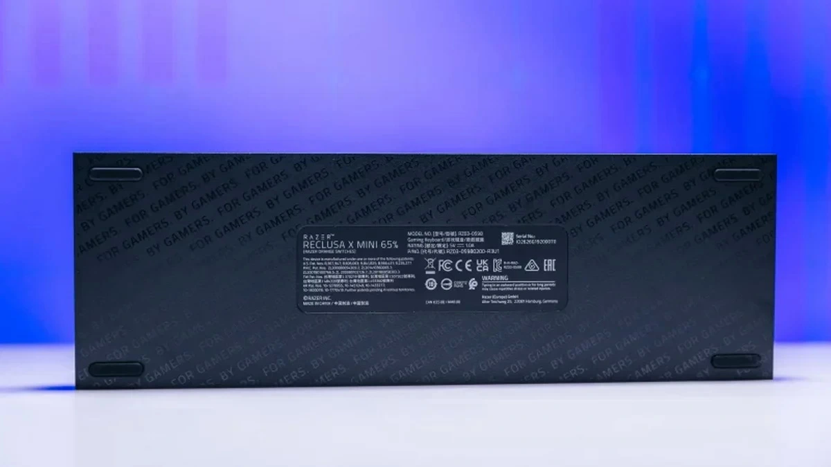 Razer Reclusa X Mini 65%: Bàn phím custom giá rẻ đáng mua?