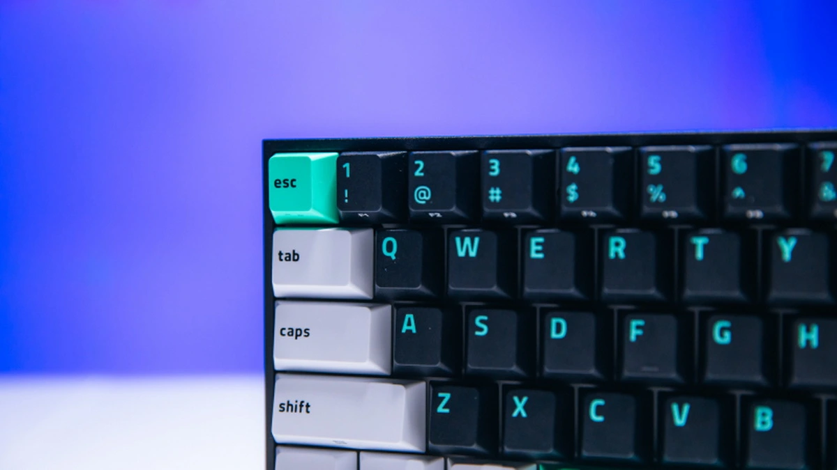 Lenovo Legion K510 Mini Pro vs Razer Reclusa X Mini 65%: Đâu là bàn phím gaming giá rẻ đáng chọn?