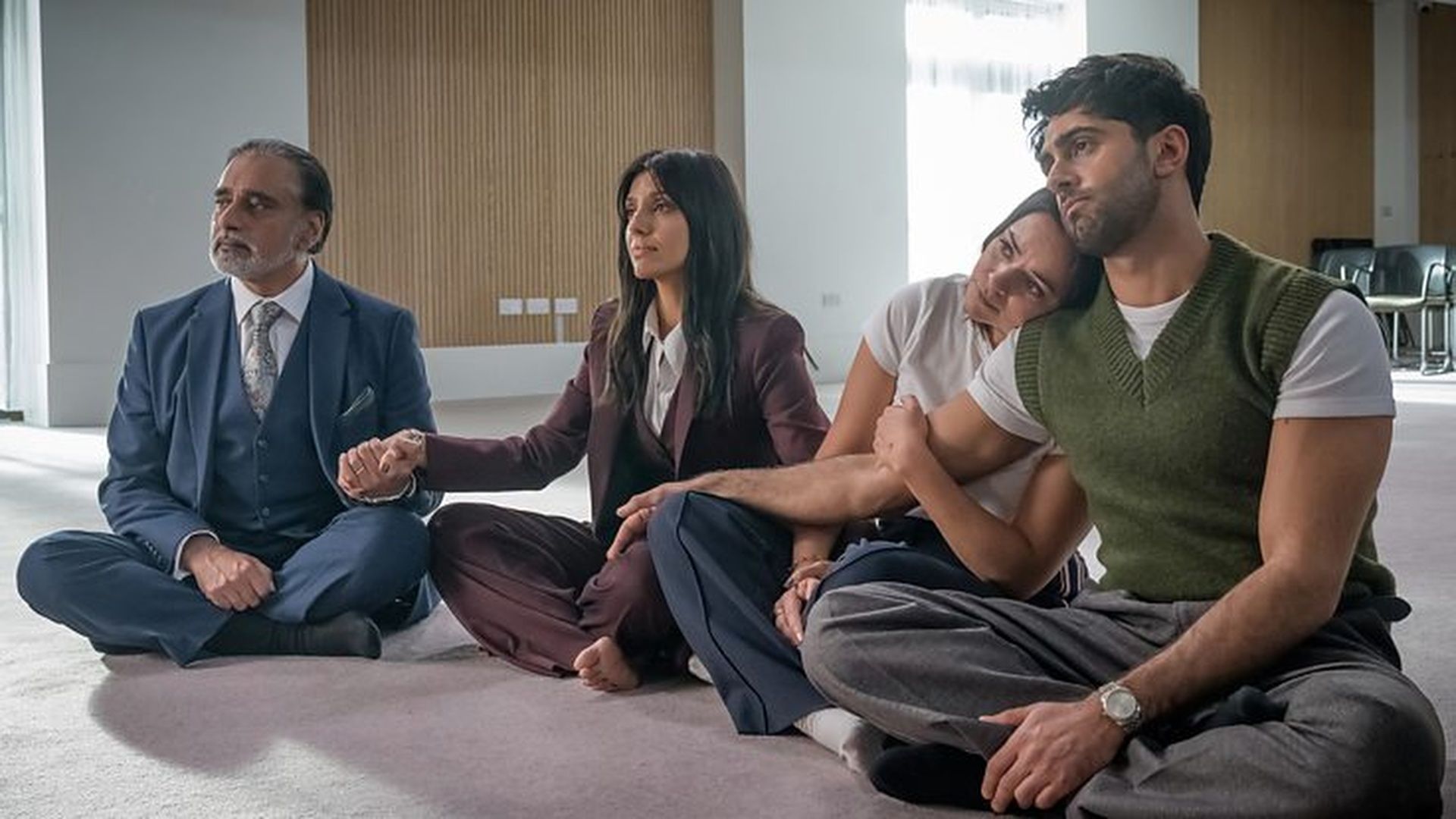 The Split Up: tham vọng ba mùa và khả năng giao nhau với Nicola Walker