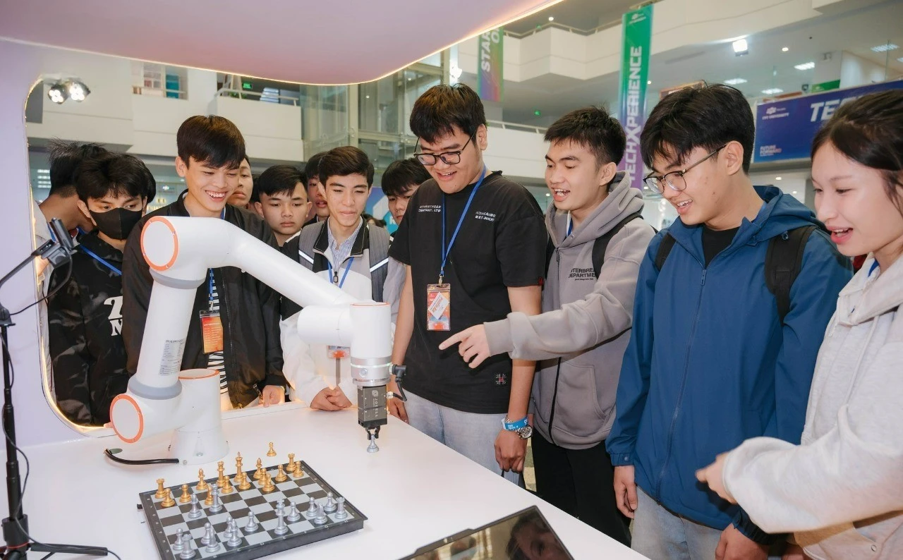 FPT bắt tay Viện Quantum AI: tham vọng 30.000 kỹ sư công nghệ chiến lược