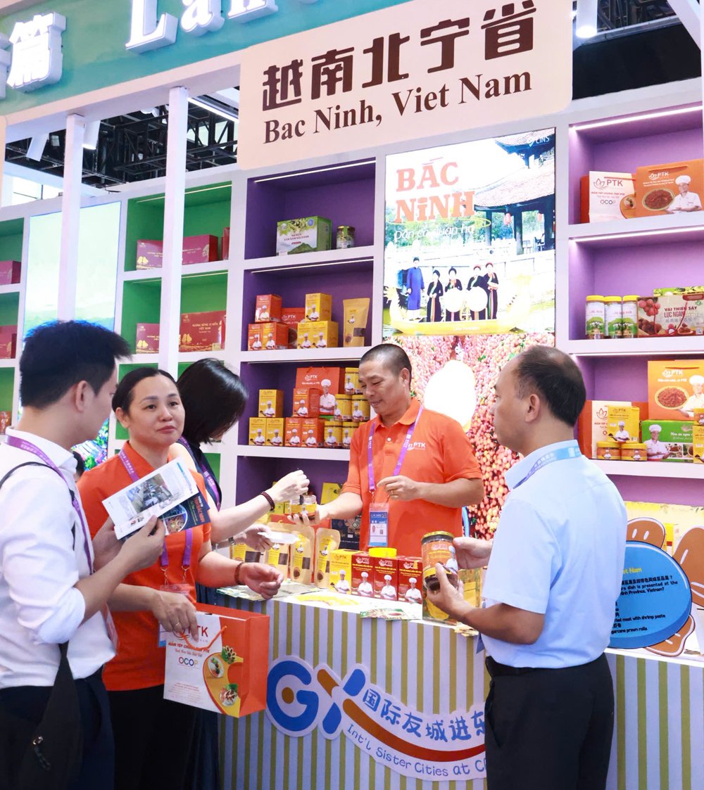 Đoàn xúc tiến thương mại Việt Nam tại CAEXPO: Cơ hội kết nối khu công nghiệp và chuỗi cung ứng
