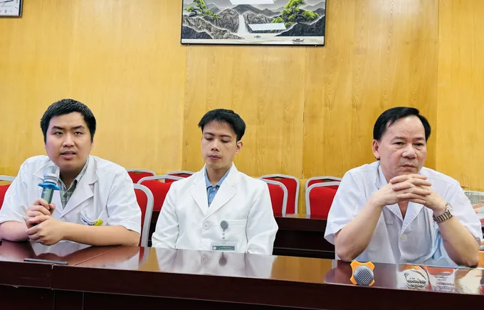 Những dấu hiệu cảnh báo khi con bạn bị nội dung tiêu cực trên mạng xã hội tác động