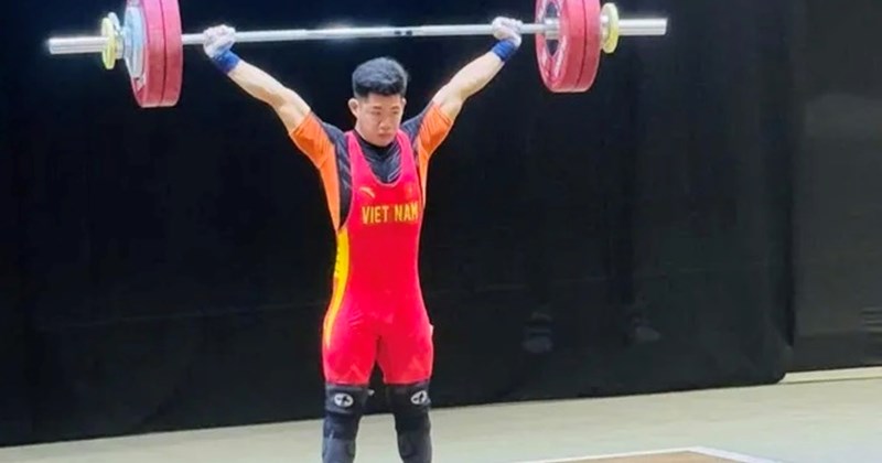 Cử tạ Việt Nam giành huy chương sau 8 năm: từ cú ngã ASIAD 19 đến bước nhảy vọt ở Nhật Bản