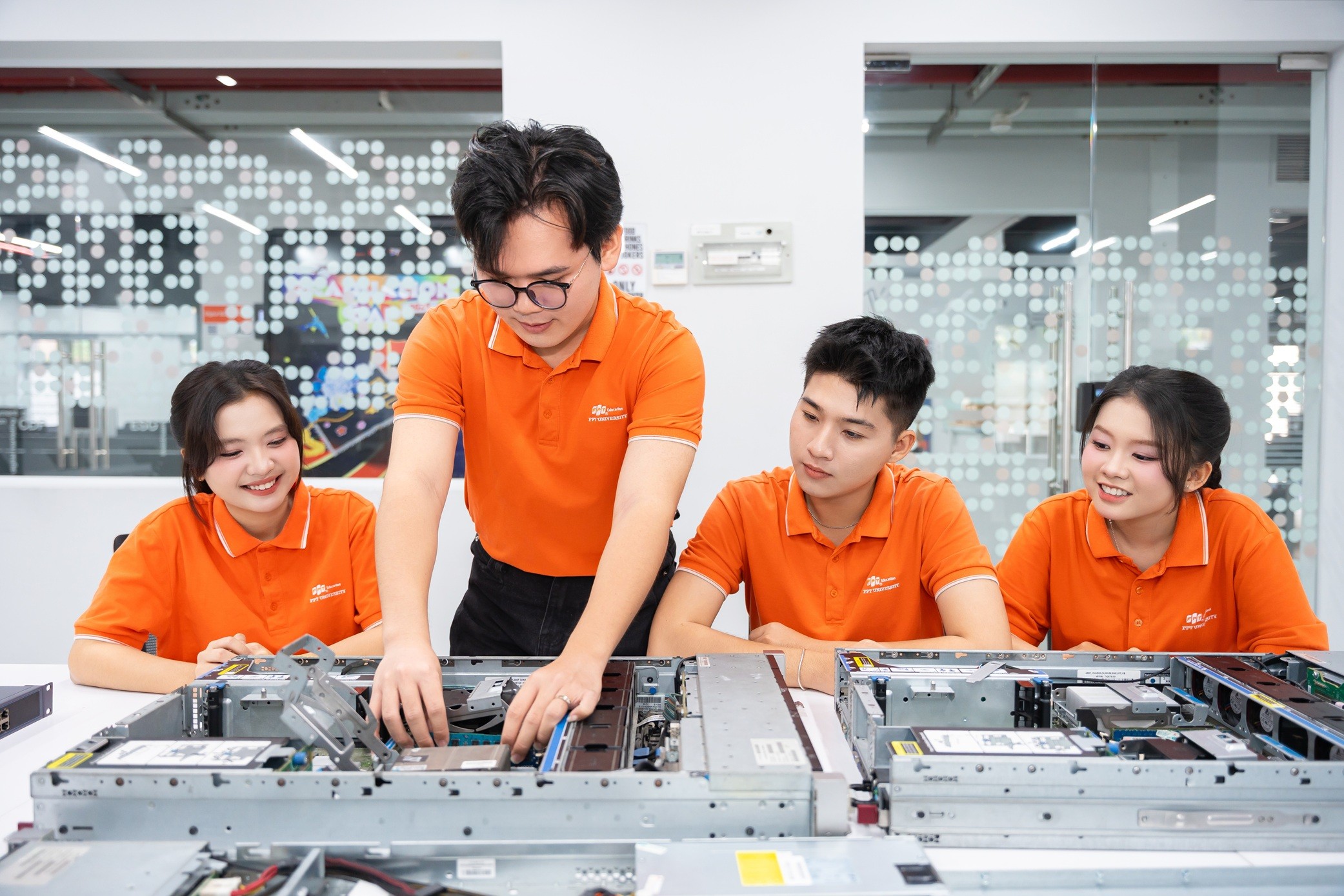 FPT bắt tay Viện Quantum AI: tham vọng 30.000 kỹ sư công nghệ chiến lược