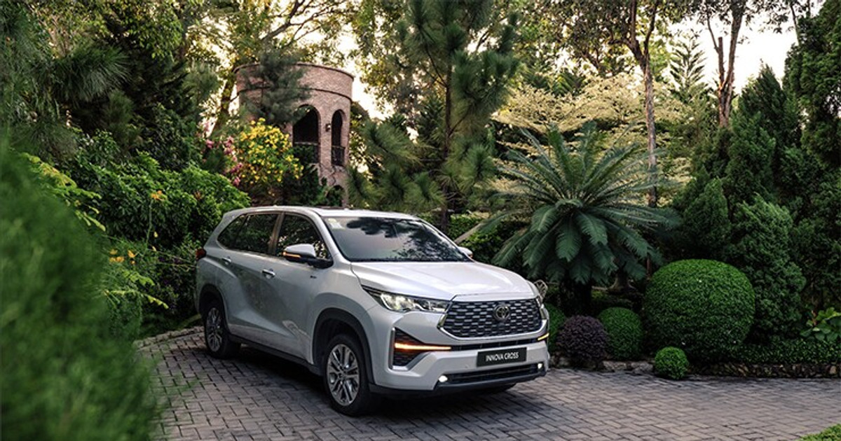 Toyota Innova Cross thế hệ mới: từ MPV truyền thống tới SUV lai hiện đại