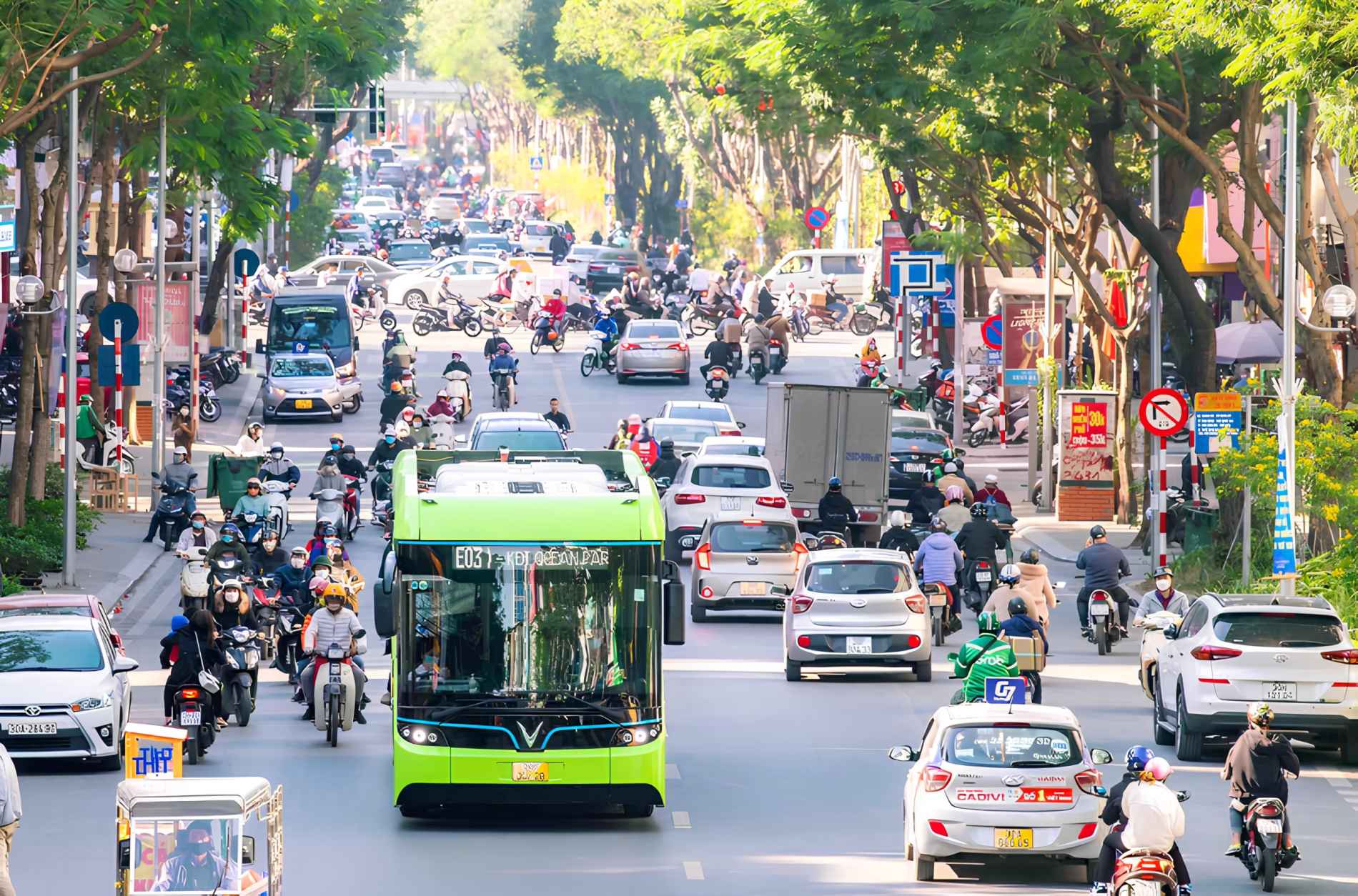 Kiểm soát khí thải giao thông: Hạ tầng xanh phải đi trước