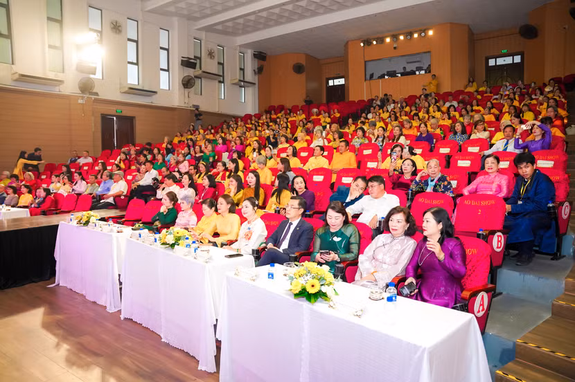 Liên Chi hội Áo dài Đà Nẵng: bước ngoặt cho di sản áo dài Việt