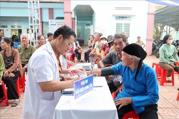 Khám sức khỏe miễn phí toàn dân: Cơ hội không nên bỏ lỡ