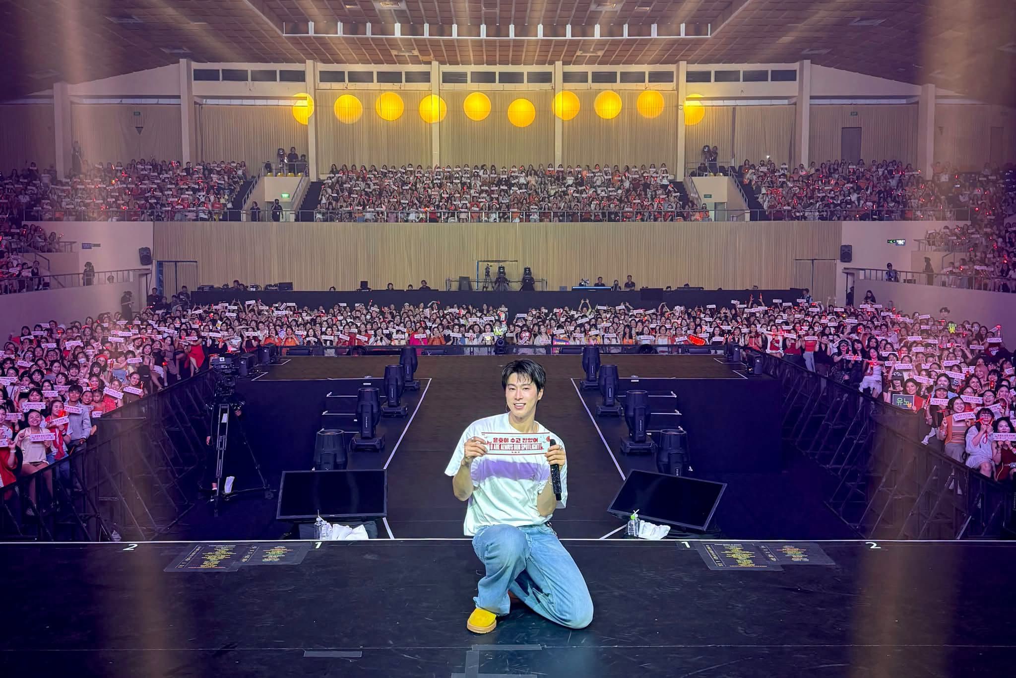 U-KNOW Yunho đọc thư fan tiếng Việt: 20 năm K-pop thu lại trong một đêm